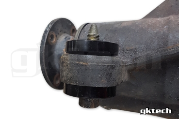 Nissan S14/S15/R32 GTR/R33/R34 R200 2 Bolt Solid Diff Bushes - GKTech