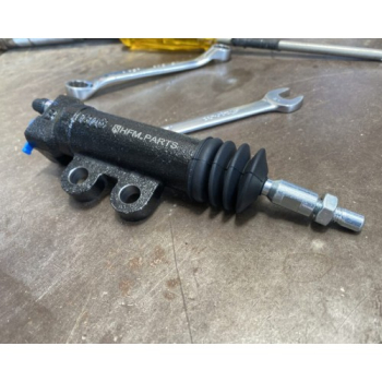 Nissan R32 GTR / R33 / R34 Big Bore Kupplung Nehmer Zylinder PULL - HFM.Parts