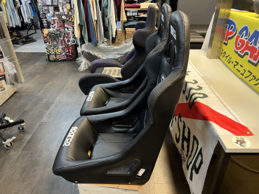 Sparco Sprint Sky Leder FIA Schalensitze Paar - B-Ware