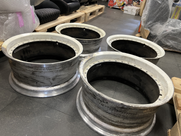 Preview: Nissan LMGT2 17" Rohlinge Barrels BNR32 8 und 9J