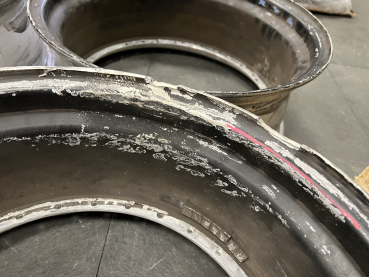 Nissan LMGT2 17" Rohlinge Barrels BNR32 8 und 9J