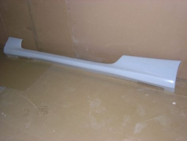 Nissan Skyline R33 GTS-T Fiberglass Side Skirts
