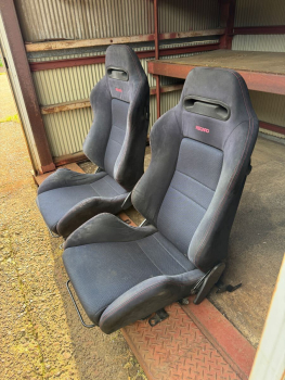 RECARO SR-3 EK9 DC2 Schwarze Recaro Sitze ABE mit Celica T23 Konsolen
