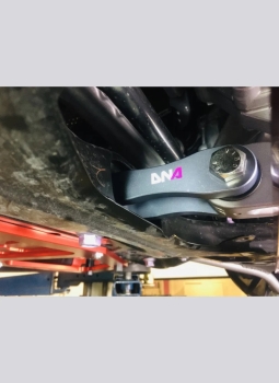 DNA Toyota Yaris GR Street Getriebe Halter PU 80sha