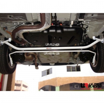 Toyota Prius C 1.5 11+ UltraRacing Rear Lower Tie Bar