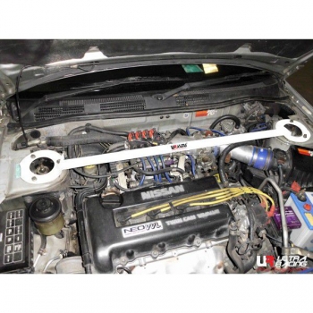 Nissan Primera 95-02 P11 UltraRacing Front Upper Strutbar