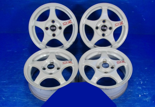 Mitsubishi Lancer EVO III CE09a OZ Racing Felgen 15 x 6J ET46 4x114.3