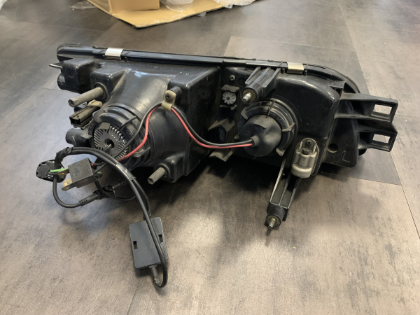 Nissan Skyline BNR32 GT-R Headlight Set RH + LH
