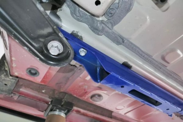 Hardrace Toyota Yaris GR Middle Lateral Brace