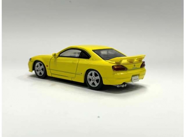 1/64 Nissan Silvia S15 RHD Yellow Container Special