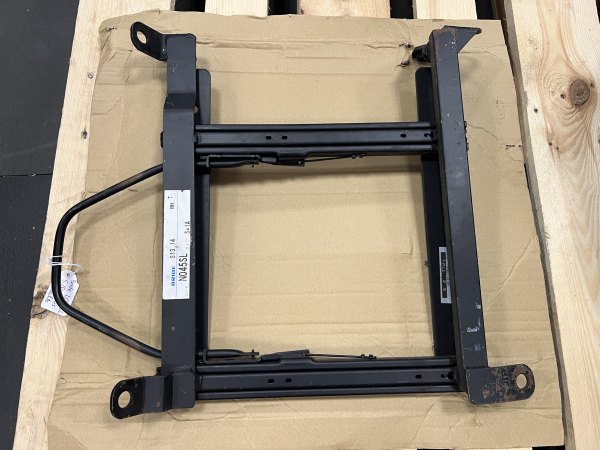 Nissan Silvia S13 S14 S15 BRIDE Seat Frame Mount Low RH Right