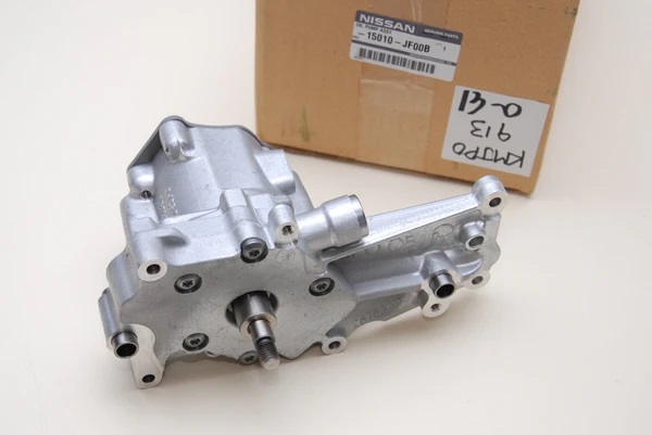 Nissan Skyline GTR R35 3.8 OEM Oil Pump