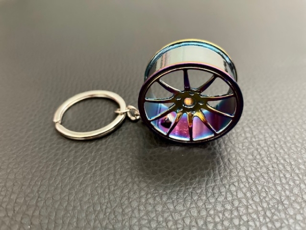 10-Arms Wheel Keychain Neochrome