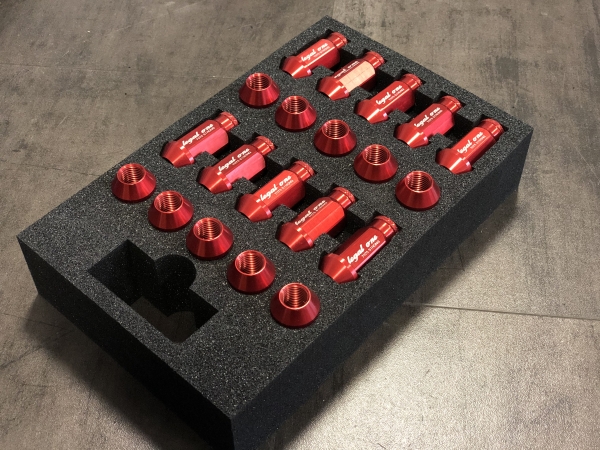 Legal One M14 x 1.5 Aluminium Radmuttern / LugNuts mit TÜV