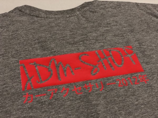 Itasha Racing "Girl And Rim" T-Shirt Grau