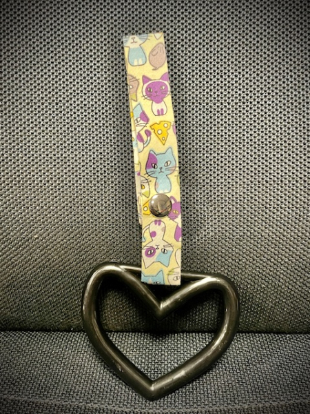 Tsurikawa / Bosozoku Schwarzes Herz Mit Strap Katzen