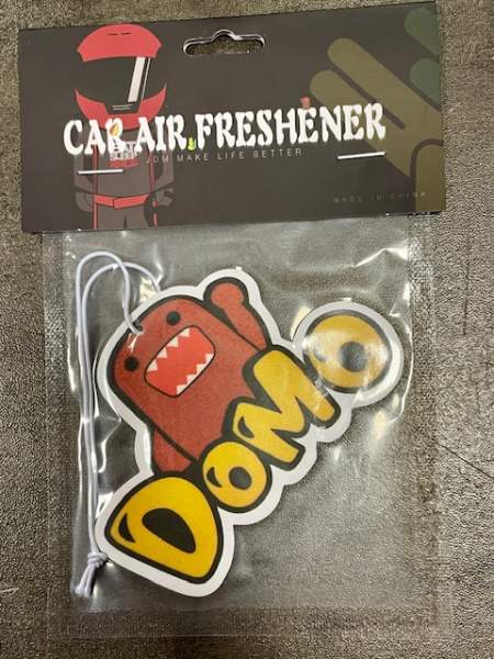 Domo Kun Gelbe Schrift Car Air Freshener - Parfüm