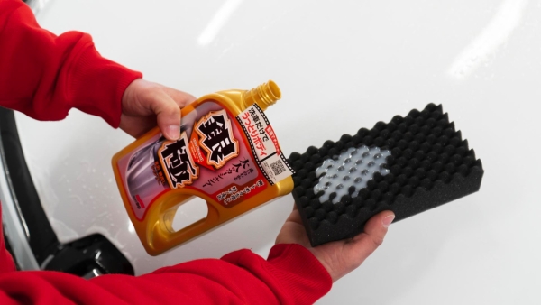 Soft99 Extreme Gloss "The Kiwami" Shampoo Light