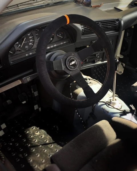 Luisi Mirage Corsa Center Marker ORANGE Suede Leather 350mm Steering Wheel TUV Approved