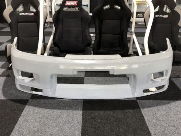 Nissan Skyline R33 GTS-T S1 GT-R Style Front Stoßstange GFK