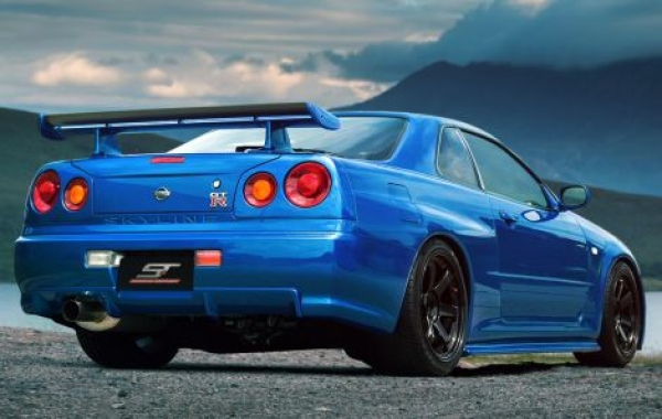 Nissan R34 GT-R Style Spoiler V2 GFK - AutoR