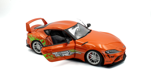 1/18 Toyota GR Supra