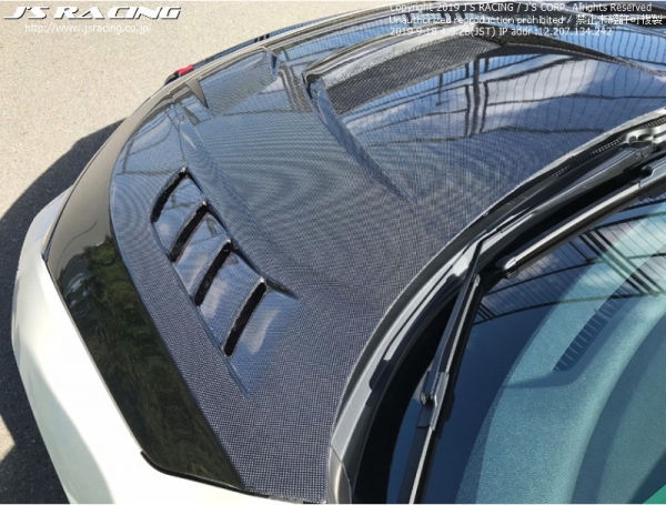 J's Racing Honda Civic FK8 Ventilated Hood Type-V FRP
