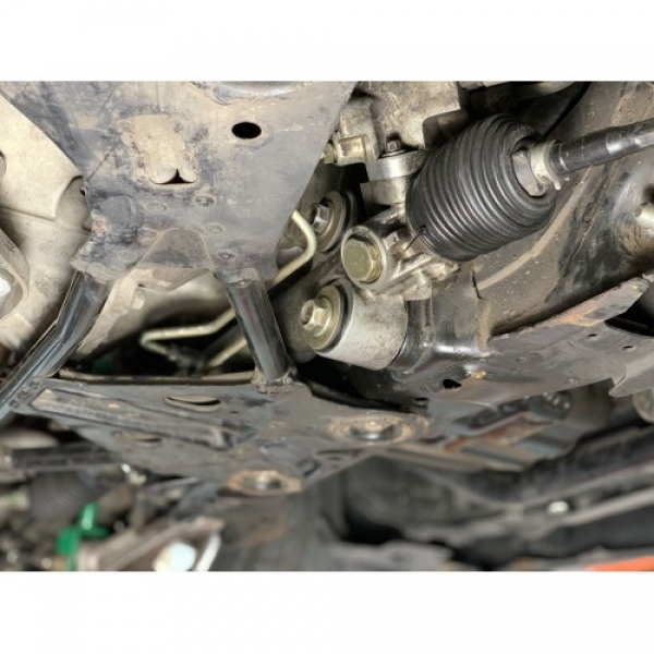 Nissan 350Z 03-09 / G35 03-07 GKTech Solid Aluminium Lenkgestänge Buchsen