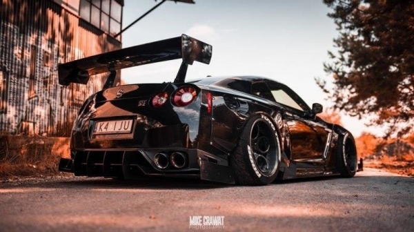 Maxton Nissan Skyline R35 GTR Wide Bodykit