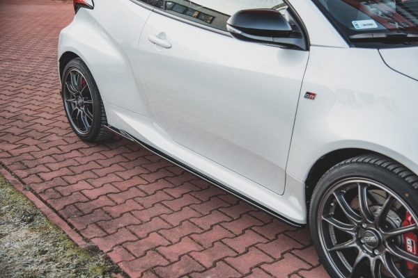 Maxton Toyota Yaris GR V1 Side Skirts
