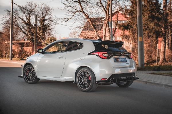 Maxton Toyota Yaris GR Side Flaps