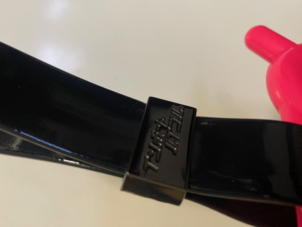 Import Bible Heartbreaker Tsurikawa Black Strap Heart Pink