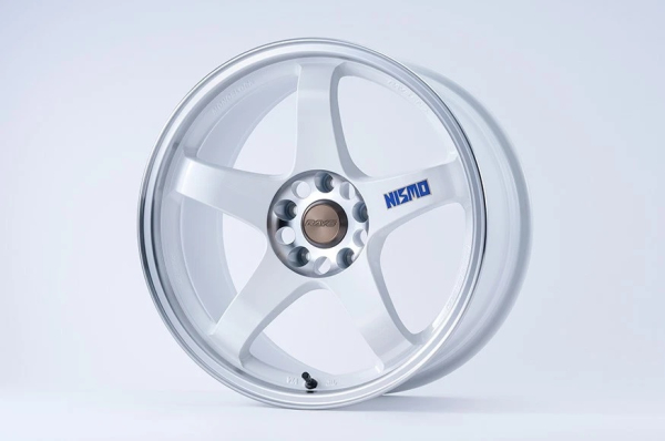 NISMO LMGT4 9,5x18 Felgen 40th Anniversary Satz - 4030S-RS595-WM