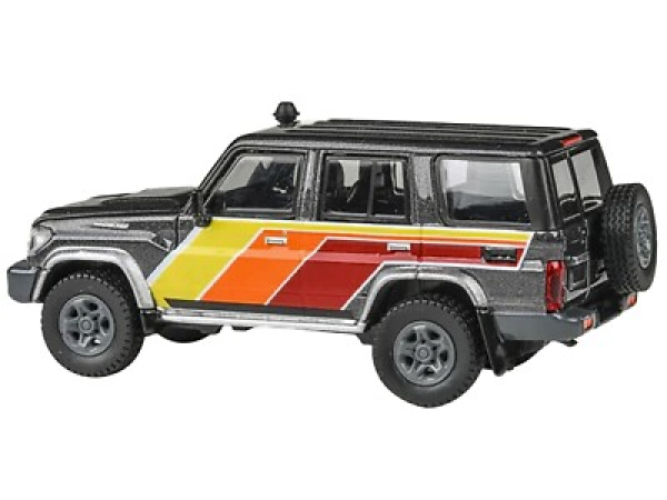 1/64 Para64 2014 Toyota Land Cruiser LC76 TRD Livery