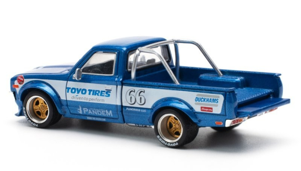 1/64 Pandem Datsun 620 Blau - Pop Race