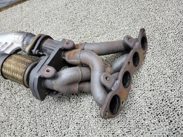 Honda Civic FD2 JDM Type-R K20A Auspuff Krümmer OEM